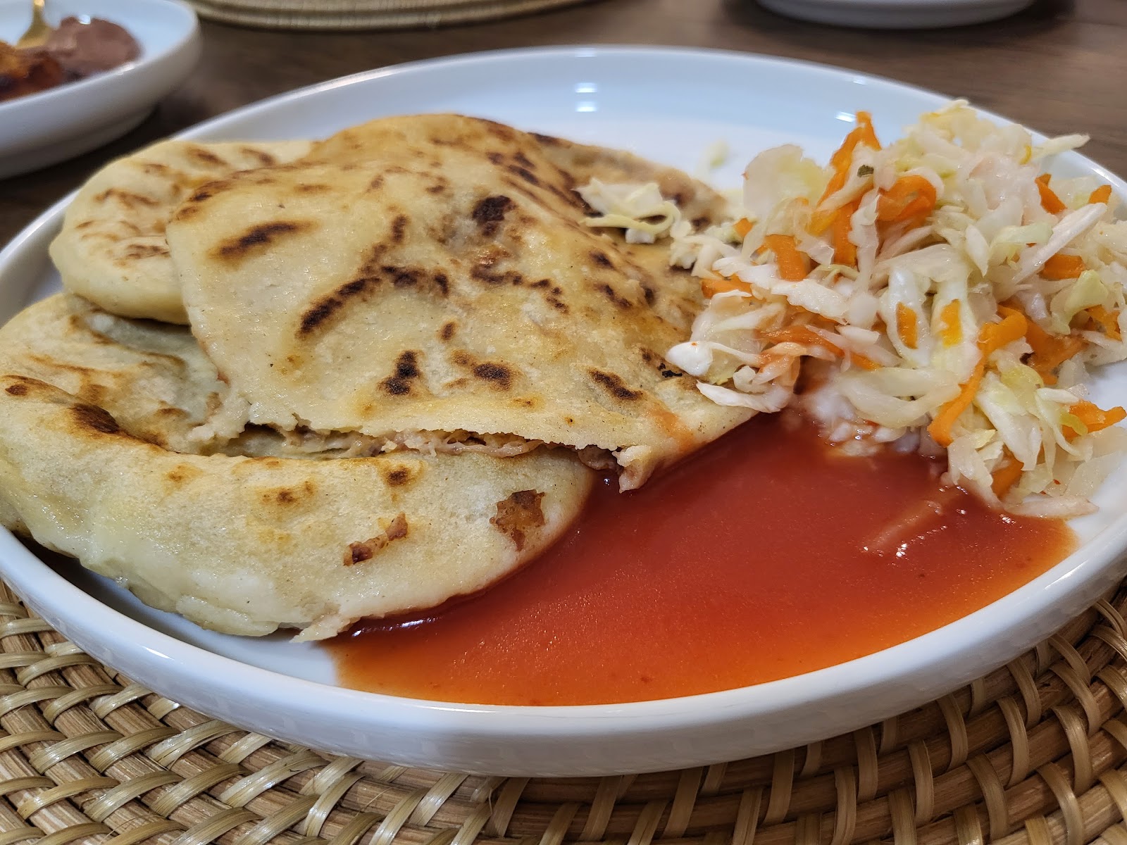 Pupusa de Queso con Loroco